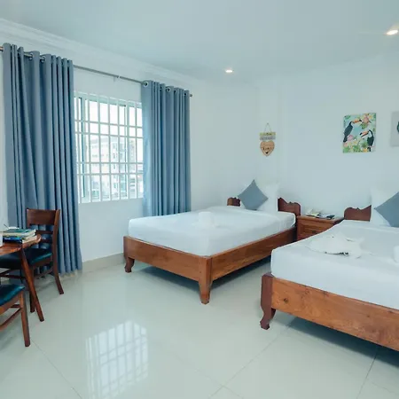 White Corner Hotel Phnom Penh Exterior photo