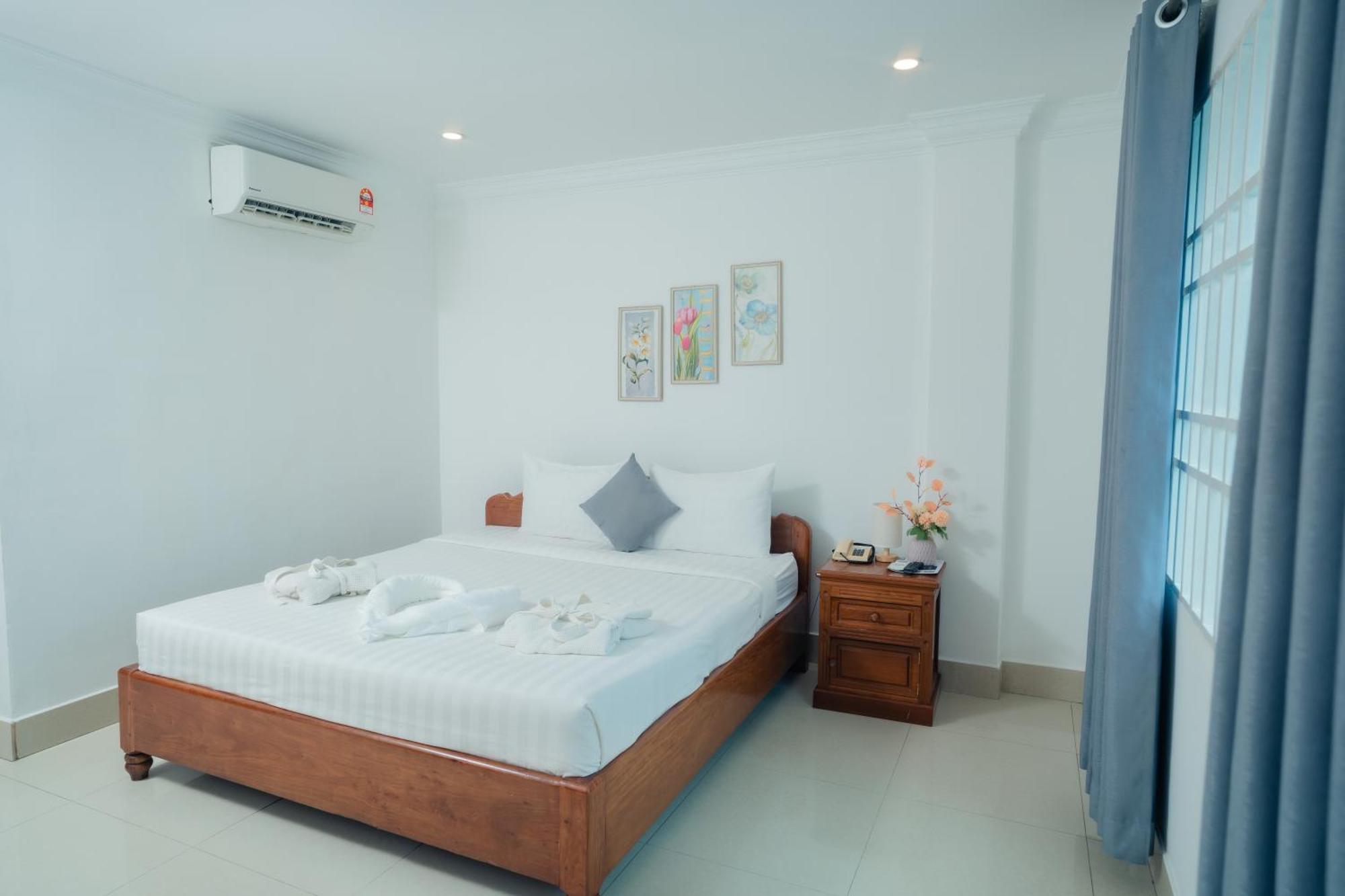 White Corner Hotel