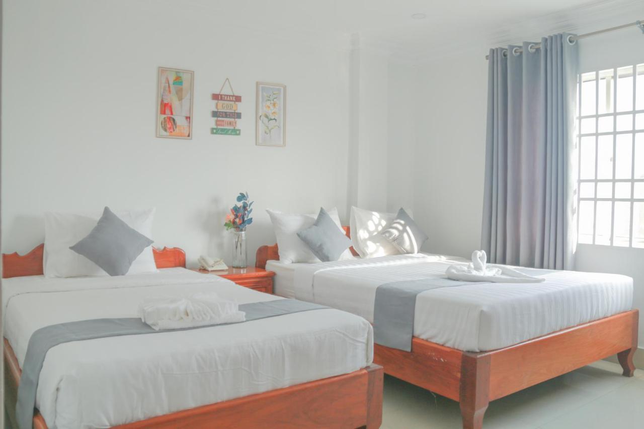 White Corner Hotel 3*