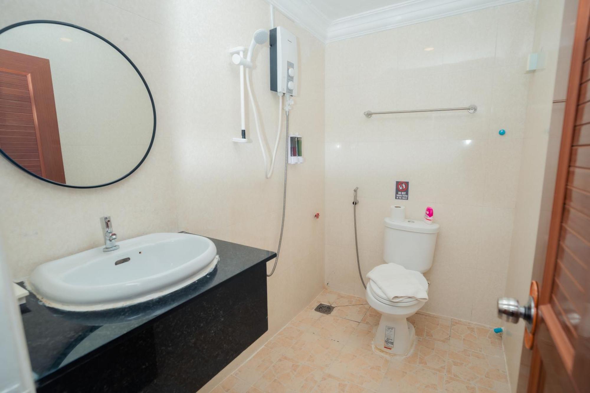 Hotel White Corner 3*
